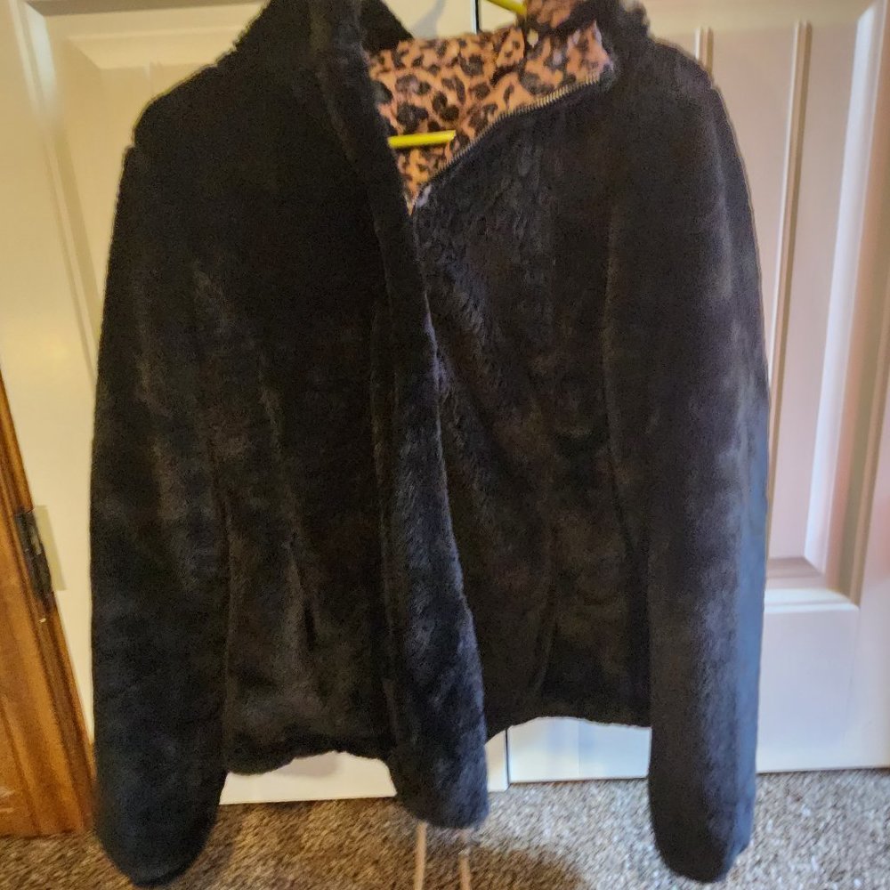 Women's Faux Fur and Leopard Jacket-Reversible-Size Small